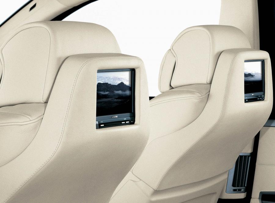  BMW 7-Series 2002 года  (фото 3 из 79)